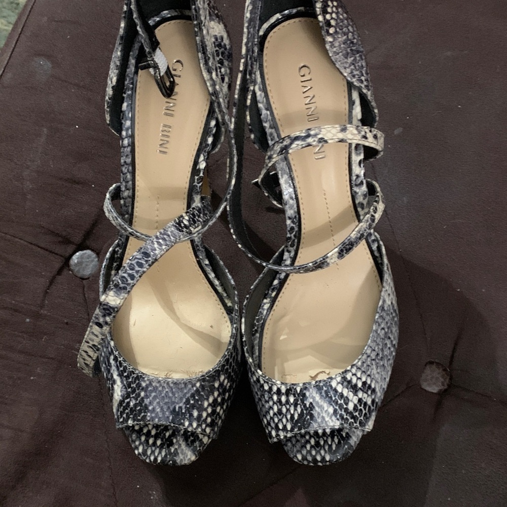 Gianni Bini Snakeskin Patterned Heels